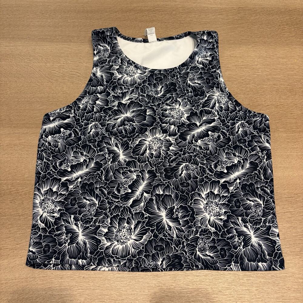 Balance Collection Women’s 2XL Black White Floral Tank Scoop Neck